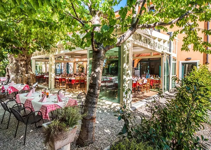 Al Platano Hotel